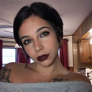 Meet your Posher, Gina